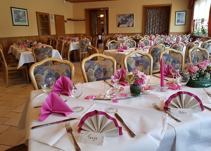 祖尔瓦格酒店 招待所 3*