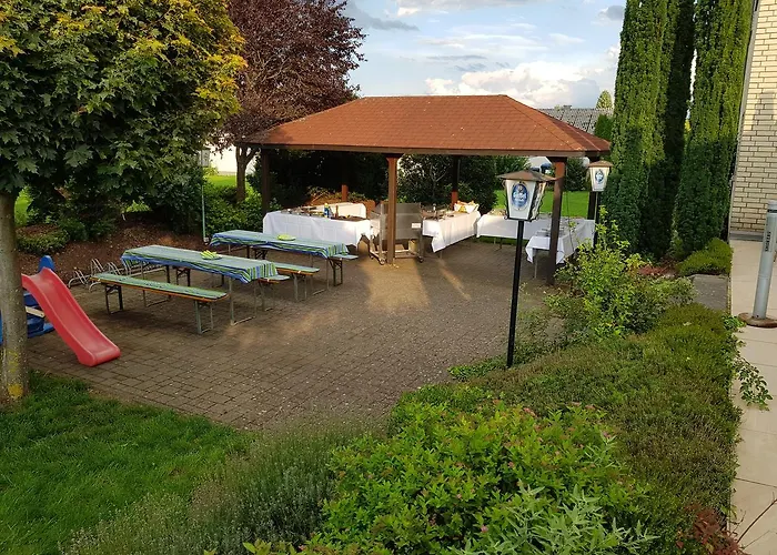 祖尔瓦格酒店 招待所 3*